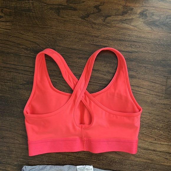 Under Armour set - Picture 2 of 3